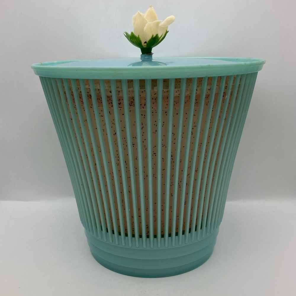 Vintage Tip Top Satin Tone Plastic Vanity Curler Hair Roller Basket White Rose